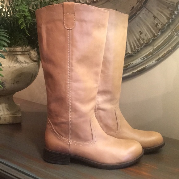 Kenneth Cole Reaction Shoes - Kenneth Cole Reaction Tried and Tide Heeled Boots